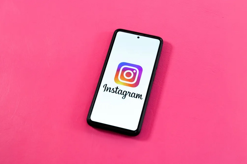 Instagram Bakal Tanya Soal Ras dan Etnis Pengguna Instagram Bakal Tanya Soal Ras dan Etnis Pengguna