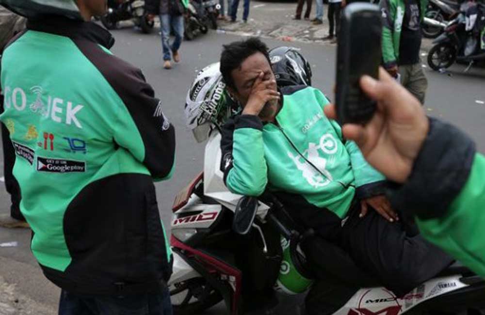 Kemenhub Desak Pemda Atur Ojek Online dan Pangkalan