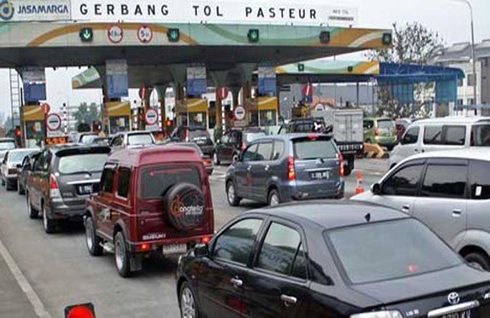 Bayar Tol Pakai Uang Elektronik Lebih Cepat