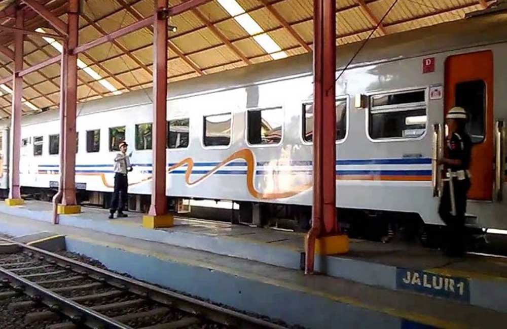 Jadwal Terbaru Perjalanan Kereta Dari dan Ke Bandung