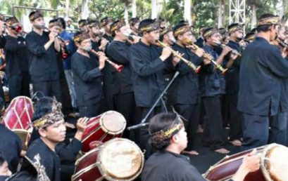 Peniup Terompet Sunda Masuk Rekor Muri