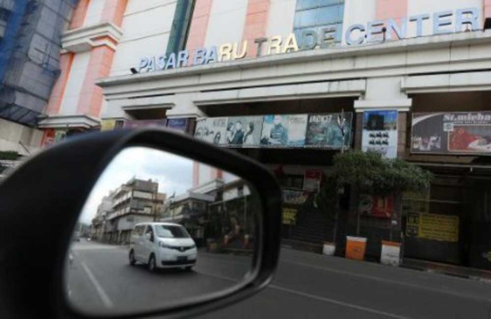 Pasar Baru yang Biasanya Macet Tampak Lengang