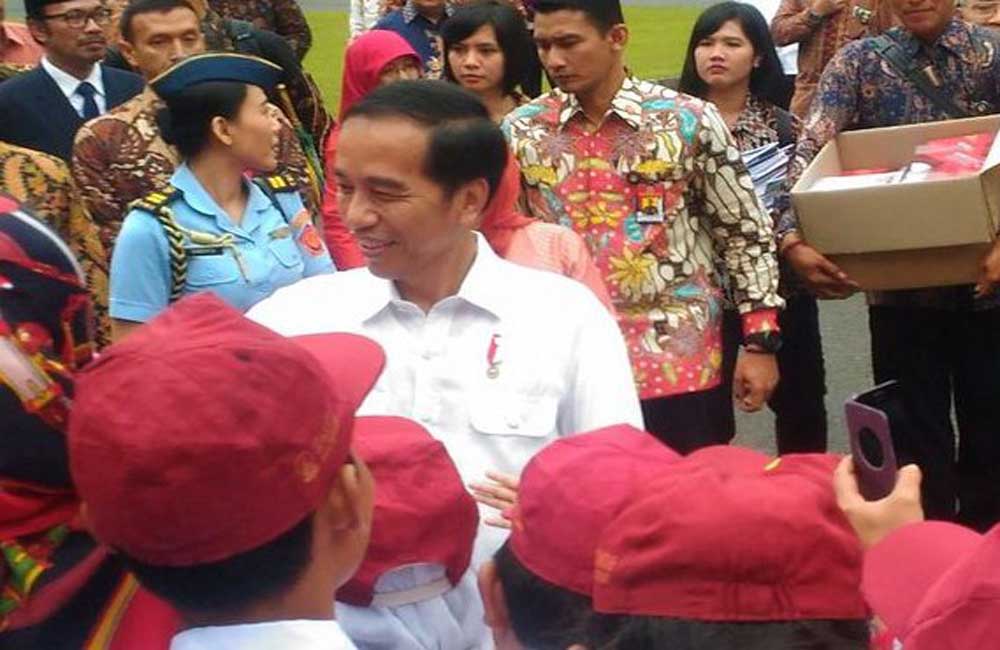 Jokowi Minta Rektor, Guru Besar, dan Dosen Menyadari Perubahan