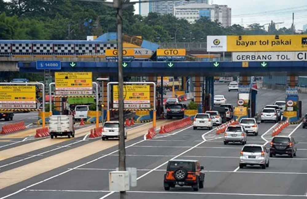 Mulai 31 Oktober Bayar Tol di Seluruh Indonesia Harus Non Tunai