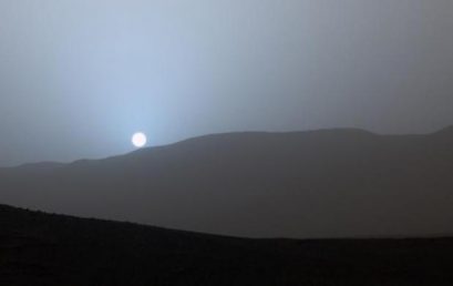 Bukan Merah Melainkan Biru Cahaya Senja Di Planet Mars