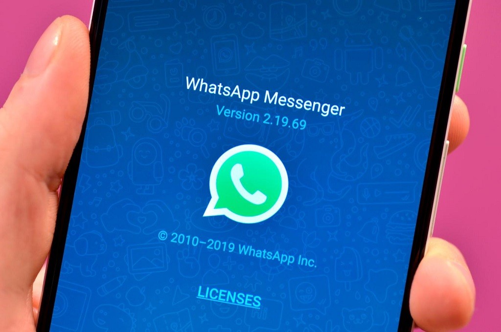 Celah Keamanan Baru WhatsApp Ada di Gambar GIF Celah Keamanan Baru WhatsApp Ada di Gambar GIF
