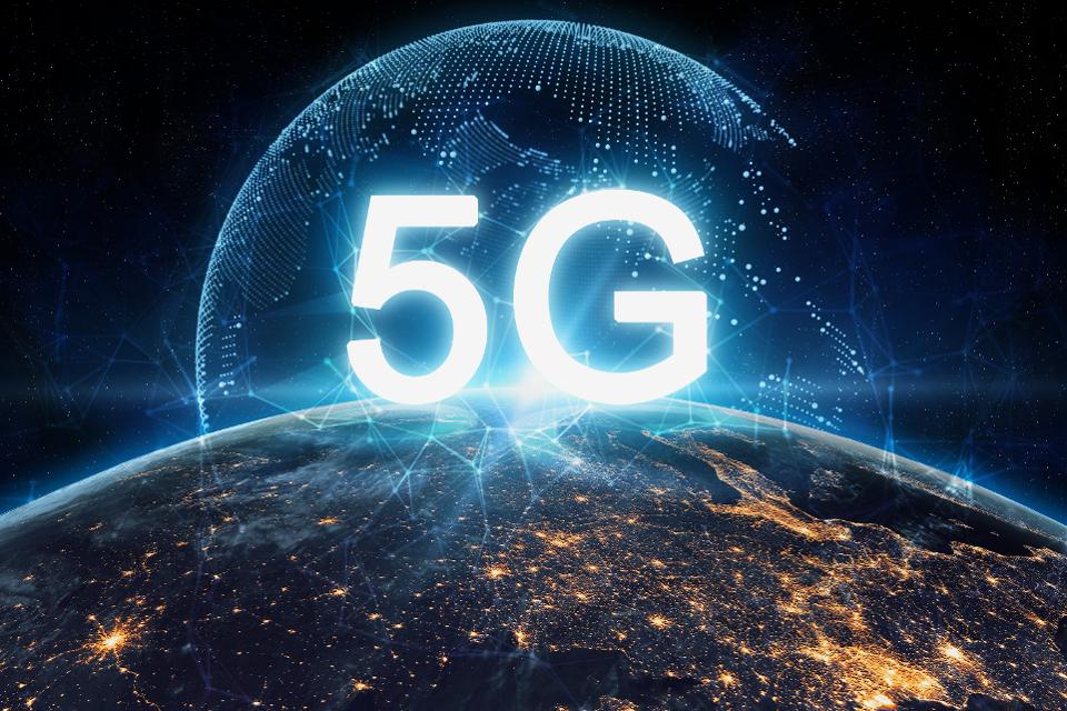 Kemenkominfo Atur Regulasi Teknologi 5G Kemenkominfo Atur Regulasi Teknologi 5G