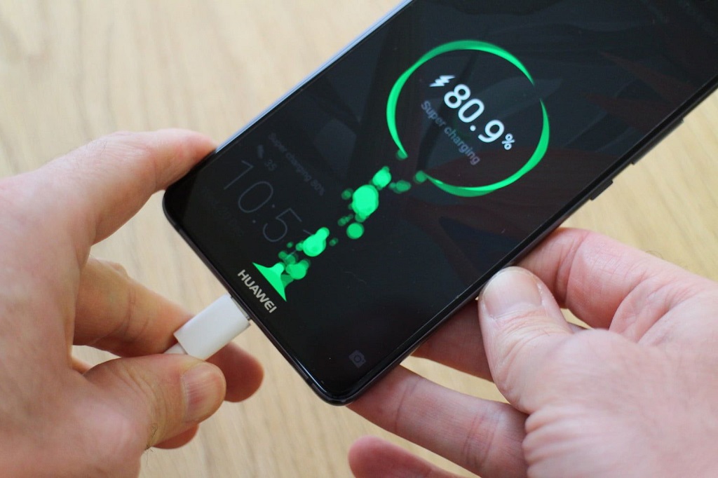 Huawei Siapkan Charger 135W Huawei Siapkan Charger 135W