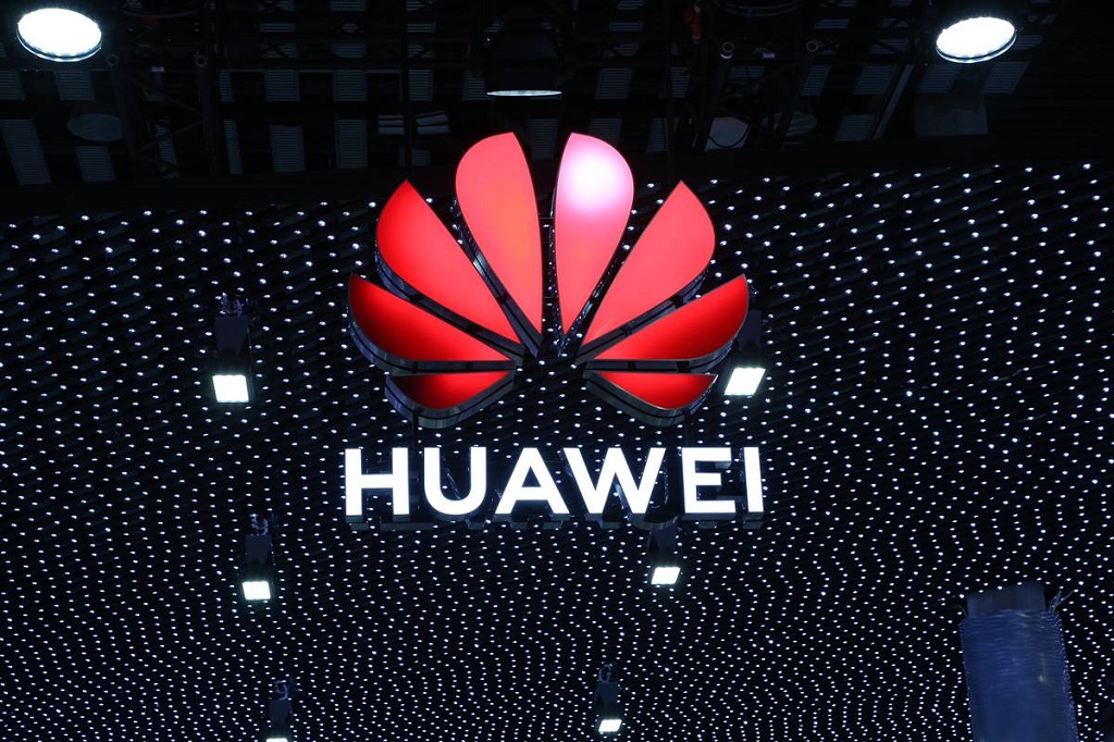 Huawei Ingin Buat Mobil Listrik Akhir Tahun Ini Huawei Ingin Buat Mobil Listrik Akhir Tahun Ini