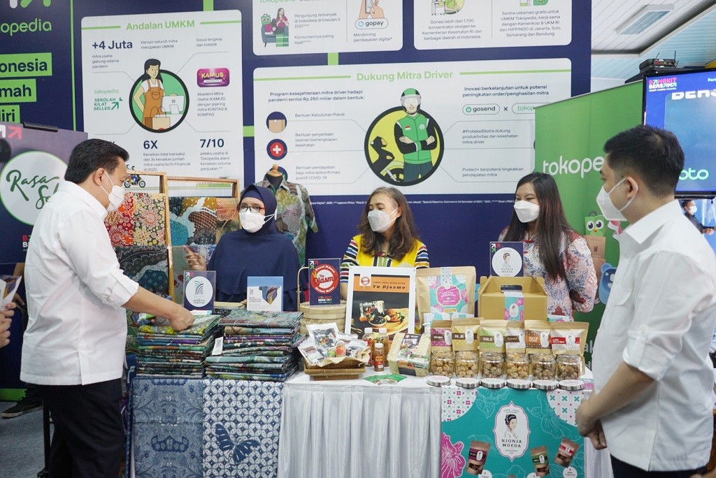 GoTo Luncukan Langkah Besar Dukung UMKM Lokal GoTo Luncukan Langkah Besar Dukung UMKM Lokal