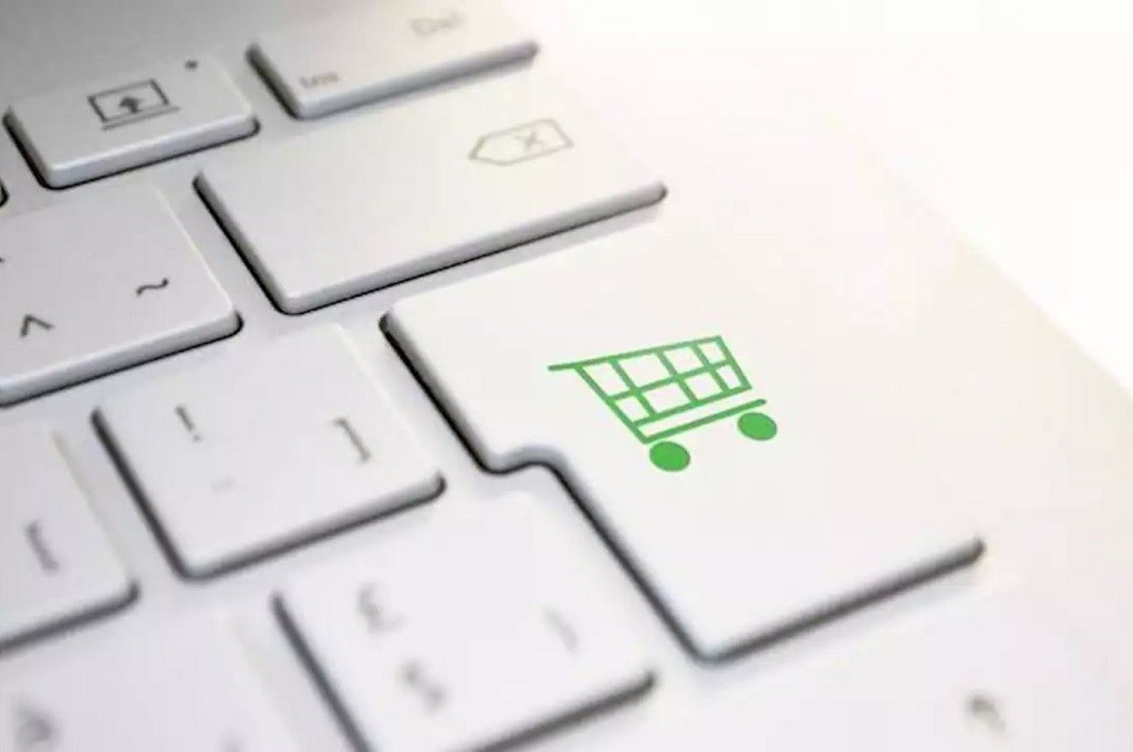 Teknologi Digital Bantu UMKM Bertahan Selama Pandemi Teknologi Digital Bantu UMKM Bertahan Selama Pandemi