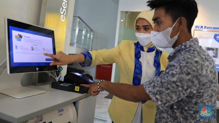 Kepunahan Teller & CS Bank Mengintai, Begini Respons BCA Kepunahan Teller & CS Bank Mengintai, Begini Respons BCA