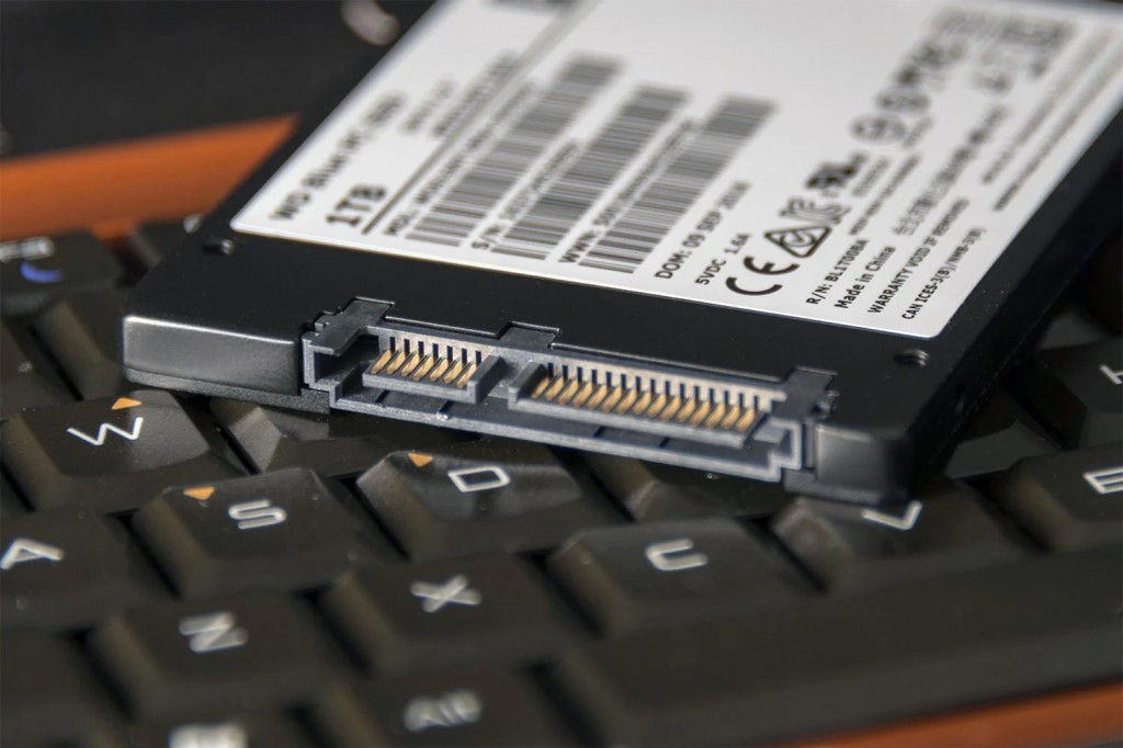 3 Alasan Kamu Harus Upgrade Memori Laptop 3 Alasan Kamu Harus Upgrade Memori Laptop
