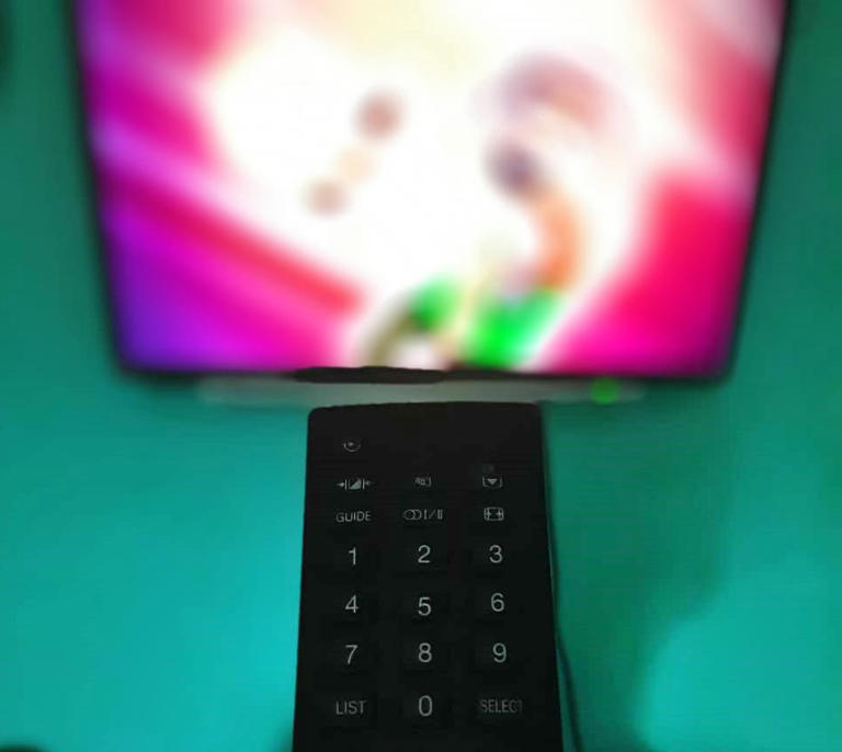 Kualitas Siaran Lebih Baik, Yuk, Dukung Siaran Televisi Digital Kualitas Siaran Lebih Baik, Yuk, Dukung Siaran Televisi Digital