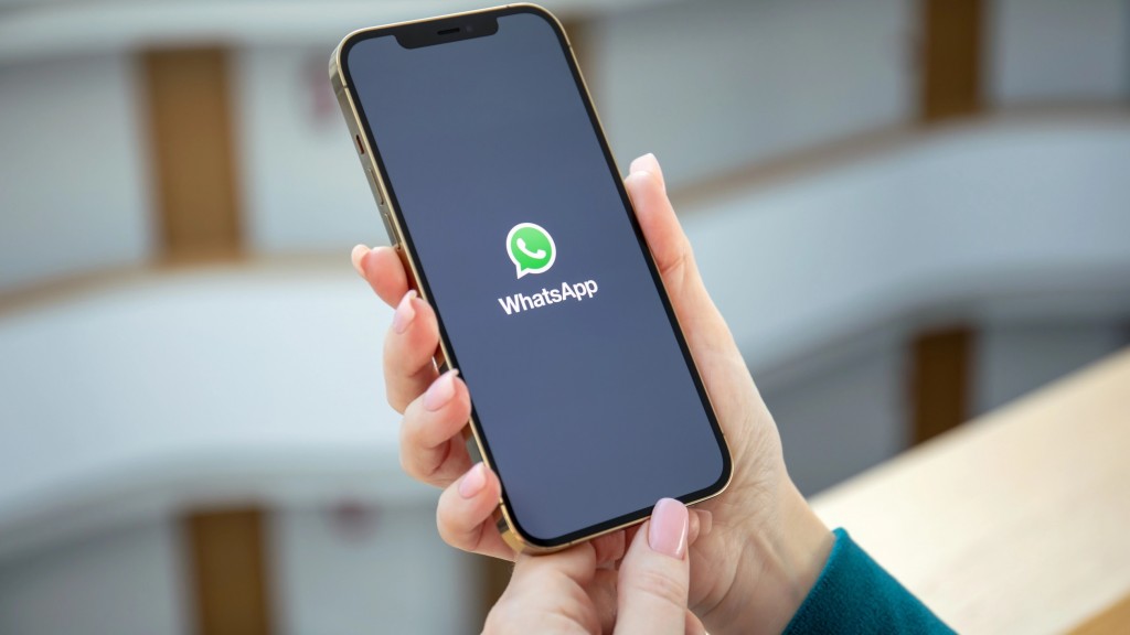 WhatsApp di iPhone Sekarang Bisa Picture-in-Picture