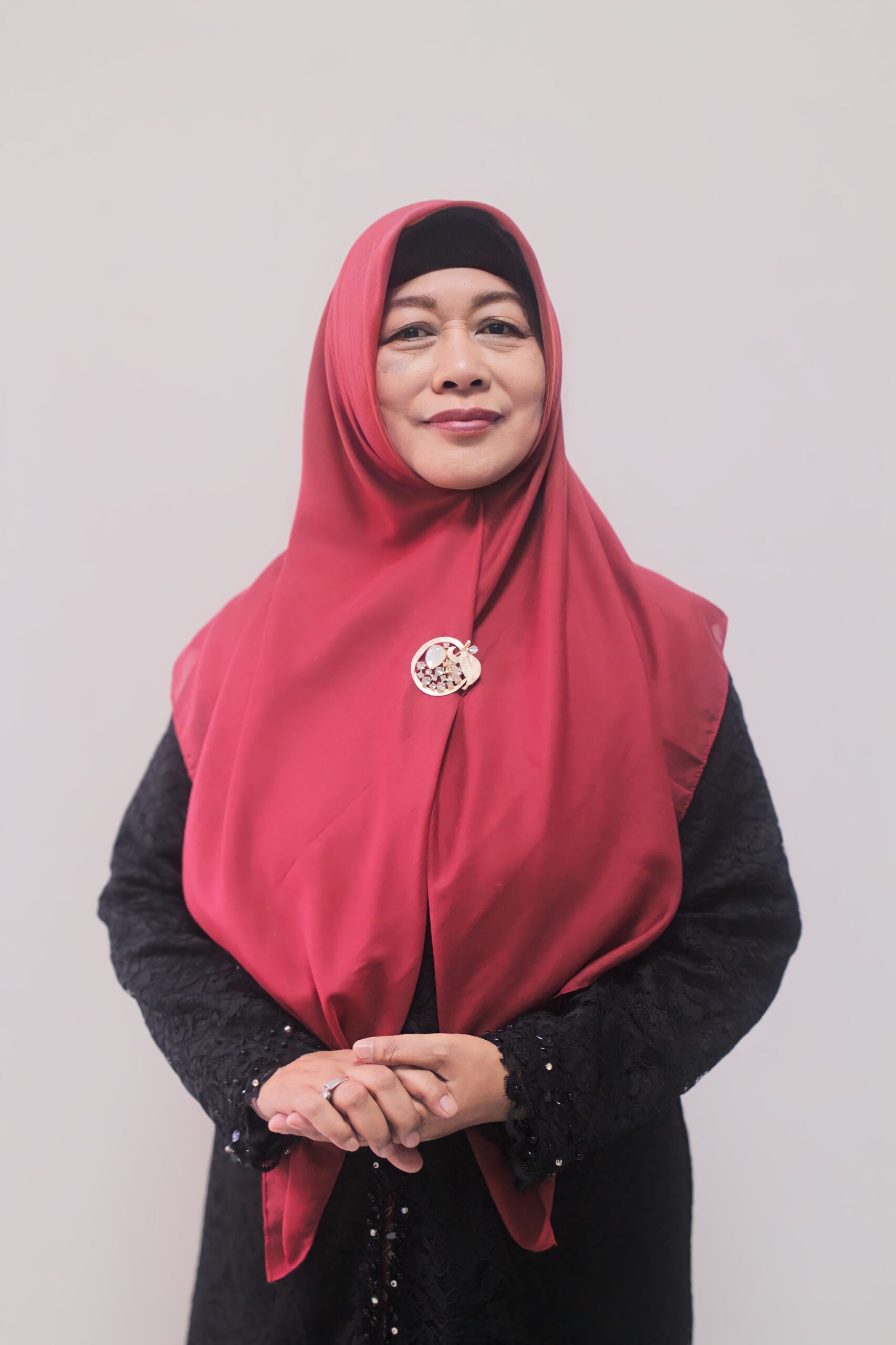 Hj. Teti Supenti